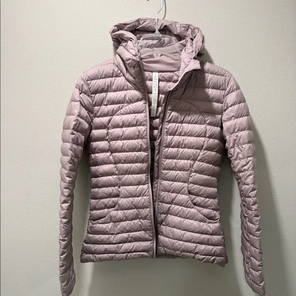 Lululemon Pack It Down Jacket Mauve color Size 6 - Picture 2 of 7